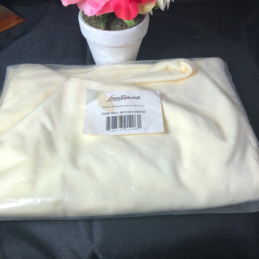 Stretch Banquet Chair Cover / Ivory